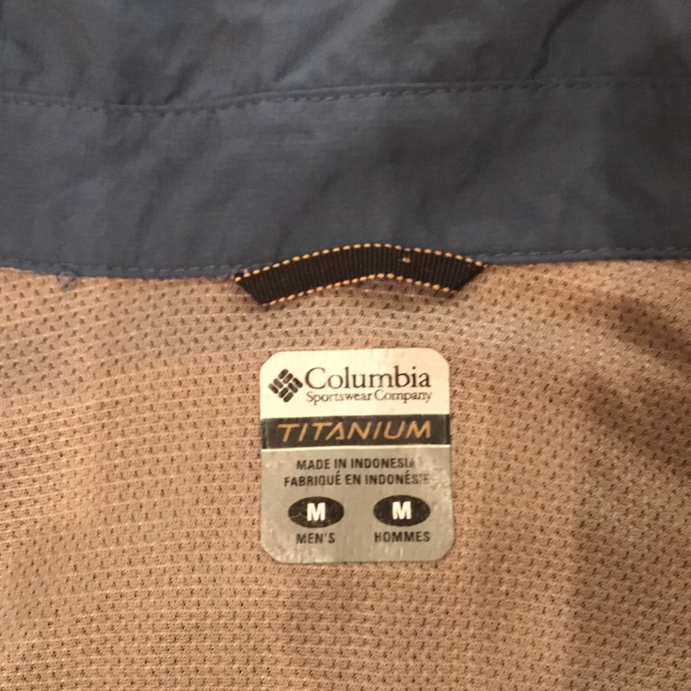 Columbia Titanium Button Up - image 5